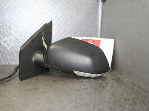 Used Left mirror VW POLO (9N_, 9A_) 1.2 (54 hp) 15223943