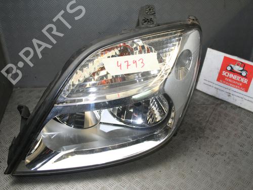Scheinwerfer links für RENAULT SCÉNIC I MPV (JA0/1_, FA0_) 1.6 (JA00, JA16, JA15, JA19, JA1V, JA2B, JA2C, JA0B,... (107 hp) 15223884