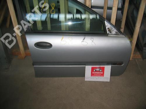 Used Right front door RENAULT LAGUNA I (B56_, 556_) 1.6 16V (B568, B561) (107 hp) 4576120