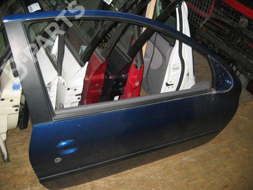 Used Right front door PEUGEOT 206 Hatchback (2A/C) 1.4 i (75 hp) 4575637