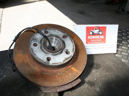Used Left front steering knuckle MERCEDES-BENZ A-CLASS (W168) A 140 (168.031, 168.131) (82 hp) 4579592