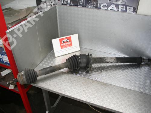 Used Right front driveshaft MERCEDES-BENZ A-CLASS (W168) A 160 CDI (168.007) (60 hp) 4580381