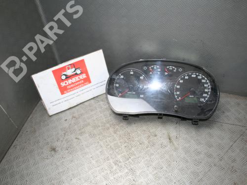 Used Instrument cluster VW POLO (9N_, 9A_) 1.4 TDI (80 hp) 4580829