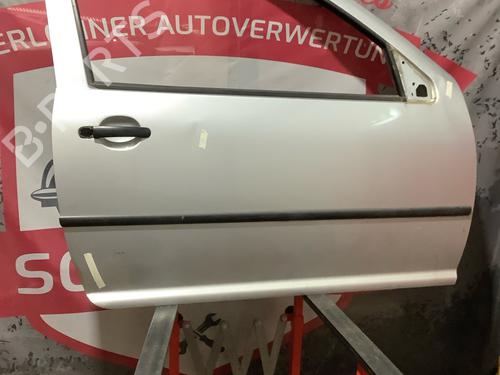 Used Right front door Right front door VW GOLF IV (1J1) 1.0 (58 hp) 39917844 39917844