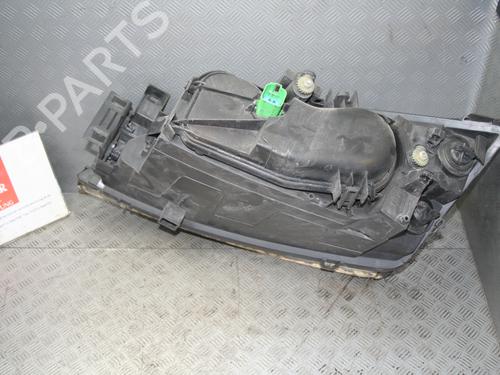 Right headlight FORD MONDEO III (B5Y) 2.0 16V DI / TDDi / TDCi | BP15223860C29 