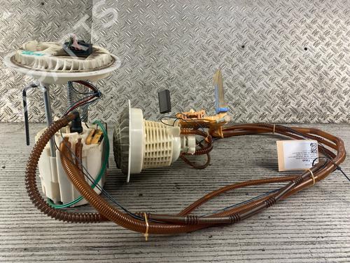 Used Fuel pump MERCEDES-BENZ M-CLASS (W164) ML 350 4-matic (164.186) (272 hp) 17028861