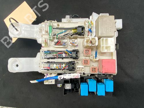 Used Fuse box Fuse box TOYOTA RAV 4 III (_A3_) 2.2 D 4WD (ALA30_, ALA30R) (136 hp) 33829894 33829894