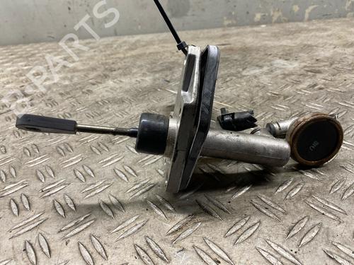 Clutch slave cylinder HYUNDAI SANTA FÉ II (CM) 2.2 CRDi 4x4 | BP27506058M113