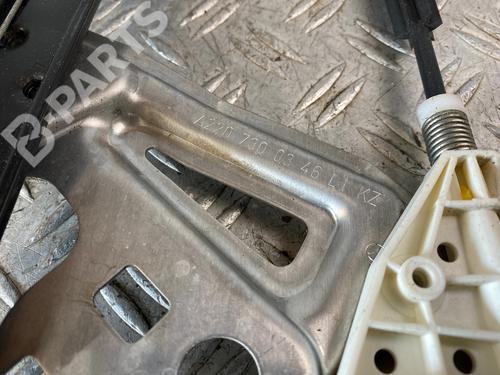 Rear left window mechanism MERCEDES-BENZ S-CLASS (W220, V220) S 400 CDI (220.028, 220.128) | BP9644759C24