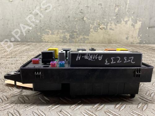 Fuse box OPEL ASTRA H TwinTop (A04) 1.8 (L67) | BP37420791E1 - Image 4