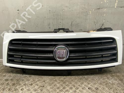 Used Grille FIAT SCUDO Van (270_, 272_) 2.0 D Multijet (120 hp) 29568189