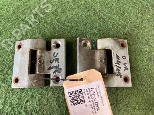 Dørhengsel/Dørstopper MERCEDES-BENZ /8 (W114) 230.6 (114.015) (120 hp) 15493784