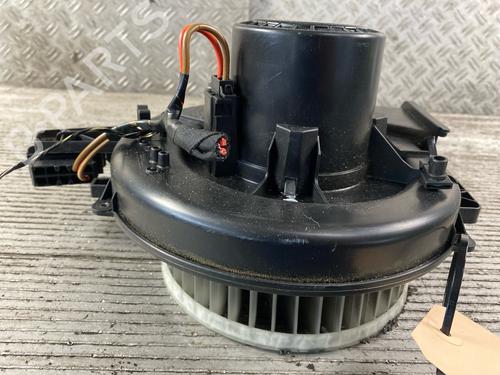 Heater blower motor VW POLO V (6R1, 6C1) 1.4 (6R1) | BP22771688M62 
