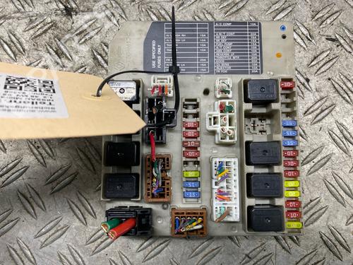 Used Fuse box Fuse box 36595765 36595765