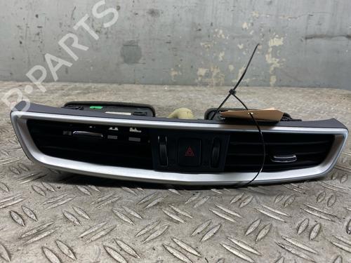 Used Air vent NISSAN QASHQAI II (J11, J11_) 1.2 DIG-T (115 hp) 27685013