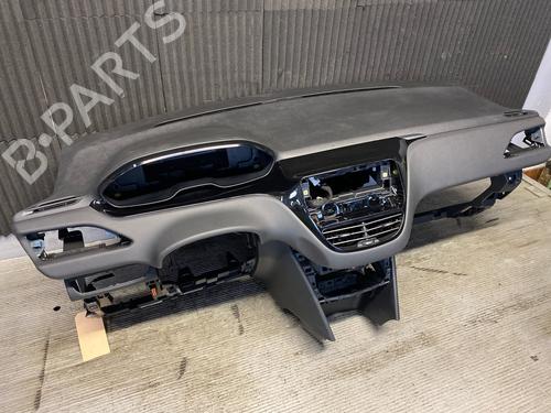 Dashboard PEUGEOT 208 I (CA_, CC_) 1.2 PureTech 82 | BP15971037C46 