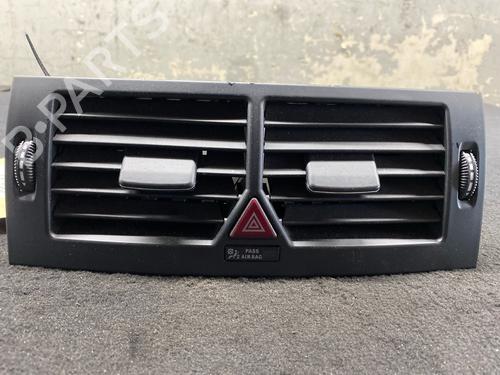 Used Air vent Air vent MERCEDES-BENZ A-CLASS (W169) A 200 (169.033, 169.333) (136 hp) 33819416 33819416