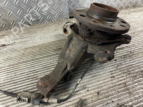 Left front steering knuckle OPEL ASTRA H TwinTop (A04) 1.8 (L67) | BP21385972M25 