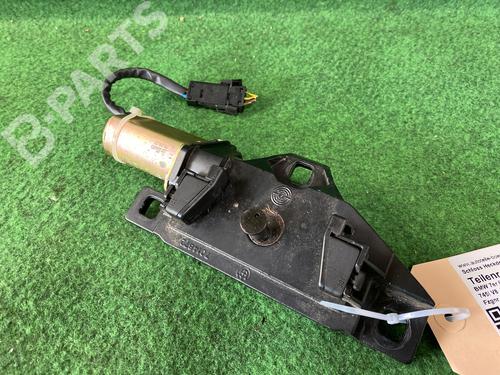 tailgate-lock-bmw-7-e65-e66-e67-745-i-li-bmw-7014872-2001-2002-2003-2004-2005-2006-2007-2008-2009-10722434 main image