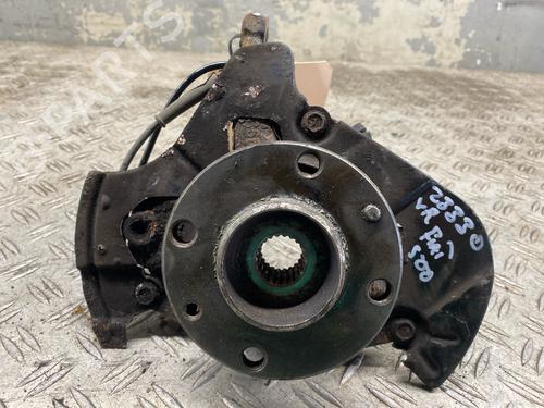 Used Right front steering knuckle Right front steering knuckle FIAT 500 (312_) 1.2 (312AXA1A) (69 hp) 33984996 33984996
