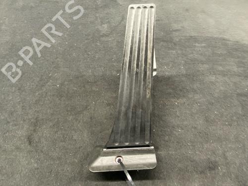 Pedale BMW 1 (F20) 116 i (136 hp) 32669605