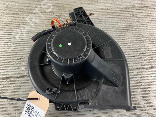 Used Heater blower motor VW POLO V (6R1, 6C1) 1.4 (6R1) (85 hp) 22771688