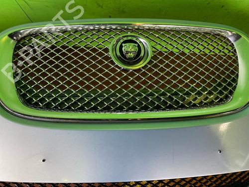 Front bumper JAGUAR XF I (X250) 3.0 D | BP23401059C7 