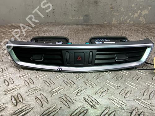 Used Air vent NISSAN QASHQAI II (J11, J11_) 1.3 DIG-T (160 hp) 30907828