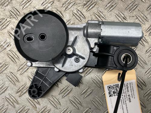 Used Rear wiper motor BMW 5 Touring (F11) 520 d (184 hp) 26958843