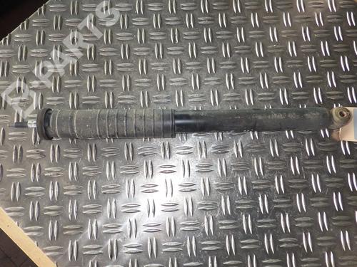 Used Left rear shock absorber Left rear shock absorber MERCEDES-BENZ B-CLASS Sports Tourer (W245) B 200 CDI (245.208) (140 hp) 4920291 4920291