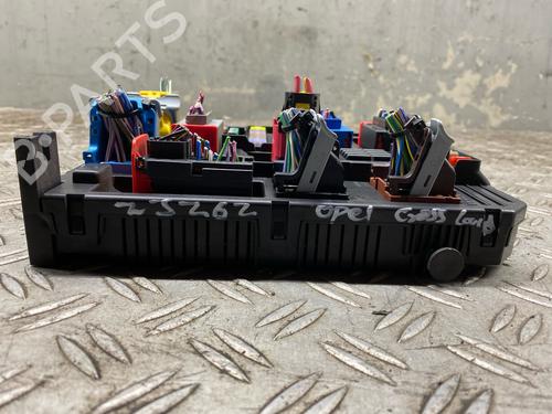 Fuse box OPEL CROSSLAND X / CROSSLAND (P17, P2QO) 1.2 (75) | BP31901966E1