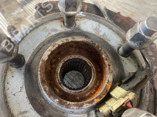 Right front steering knuckle JEEP GRAND CHEROKEE III (WH, WK) 3.0 CRD 4x4 | BP21843560M26 