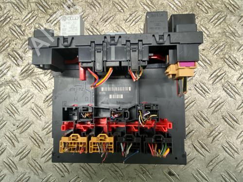 Used Electronic module Electronic module VW GOLF V (1K1) 1.4 FSI (90 hp) 34406478 34406478
