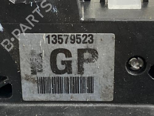 Front right lock OPEL INSIGNIA A (G09) 1.6 SIDI (68) | BP13896435C97 