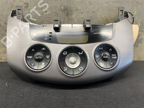 Commande Chauffage Commande Chauffage TOYOTA RAV 4 III (_A3_) 2.2 D 4WD (ALA30_, ALA30R) (136 hp) 33845270 33845270