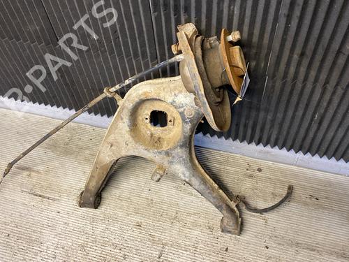 Used Left rear steering knuckle MERCEDES-BENZ /8 (W114) 230.6 (114.015) (120 hp) 17533870