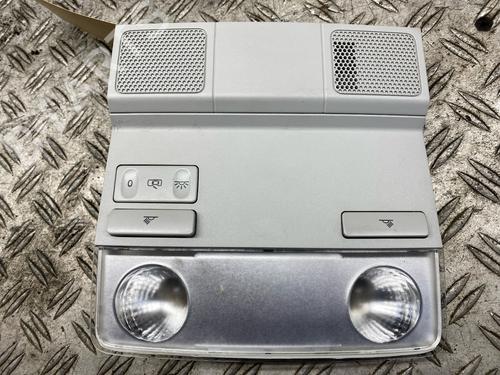 Plafoniera VW PASSAT B6 Variant (3C5) 2.0 TDI (140 hp) 31714289