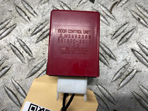 Used Electronic sensor MITSUBISHI LANCER I (A7_) 1.2 (A75A) (55 hp) 30702436