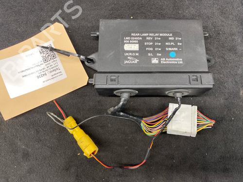 Used Control unit Control unit JAGUAR XJ (XJ40, XJ81) 6 3.2 24V (199 hp) 34152756 34152756