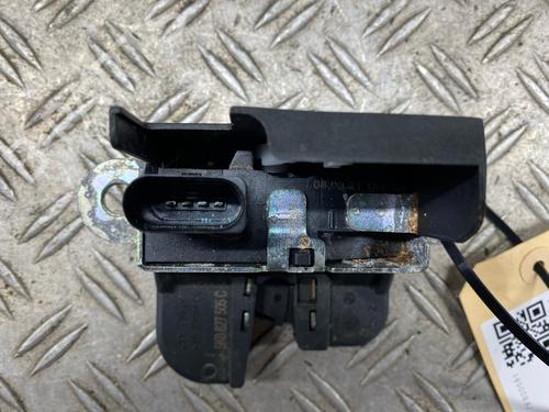 Tailgate lock VW GOLF VI (5K1) 2.0 TDI | BP28423814C101 