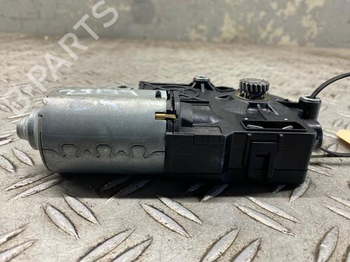 Moteur du toit ouvrant MERCEDES-BENZ C-CLASS T-Model (S204) C 220 CDI (204.202) | BP30470849M60