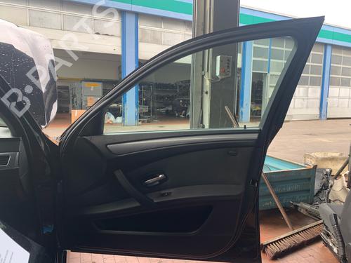 Right front door BMW 5 Touring (E61) 520 d | BP19177369C3 