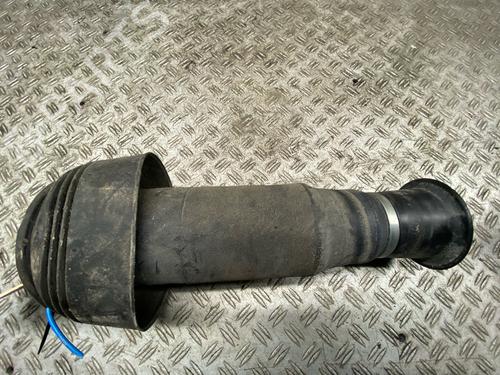 Højre bagtil skærm liste BMW 5 Touring (E61) 525 d (177 hp) 32991338