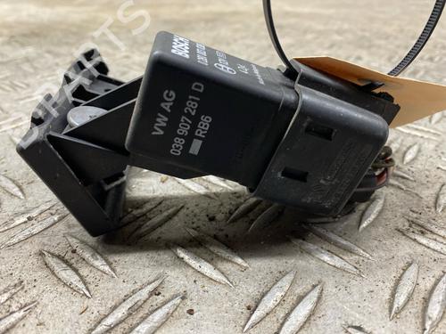 Electronic sensor VW GOLF VI (5K1) 2.0 TDI | BP28426165M84 