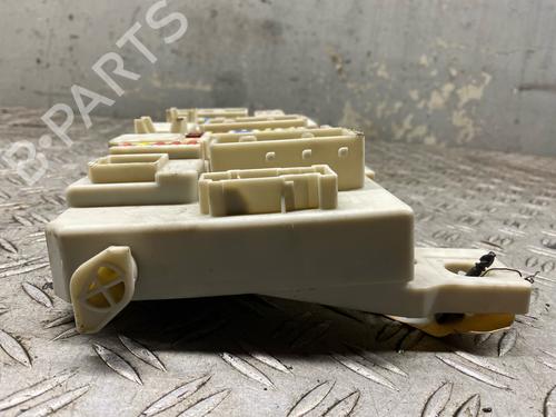 Fuse box FORD FOCUS II Turnier (DA_, FFS, DS) 1.6 TDCi | BP7075355E1 