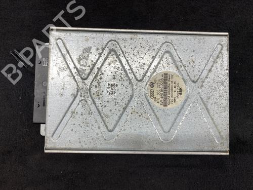 Used Electronic module Electronic module AUDI A6 C6 Avant (4F5) 3.2 FSI (255 hp) 33623956 33623956