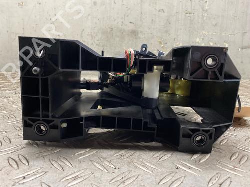 Gear lever NISSAN QASHQAI II (J11, J11_) 1.3 DIG-T | BP30907827M90 