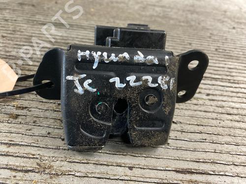 Bagklap lås HYUNDAI ix20 (JC) 1.4 (90 hp) 15008041