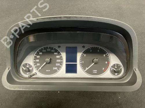 Used Instrument cluster Instrument cluster MERCEDES-BENZ A-CLASS (W169) A 200 (169.033, 169.333) (136 hp) 33819414 33819414