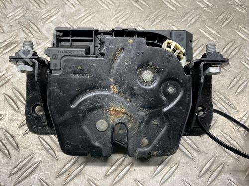 Used Tailgate lock BMW 5 Touring (F11) 520 d (184 hp) 26604705